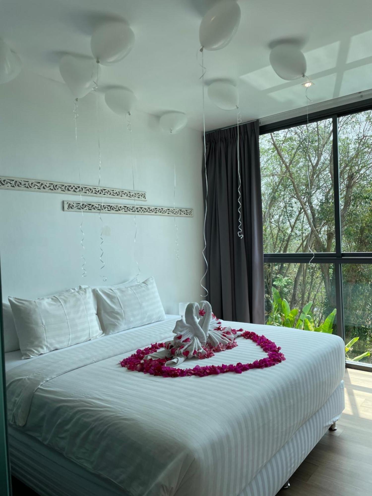 Baan Saint-Tropez Seaview Villas Kata Beach Ngoại thất bức ảnh
