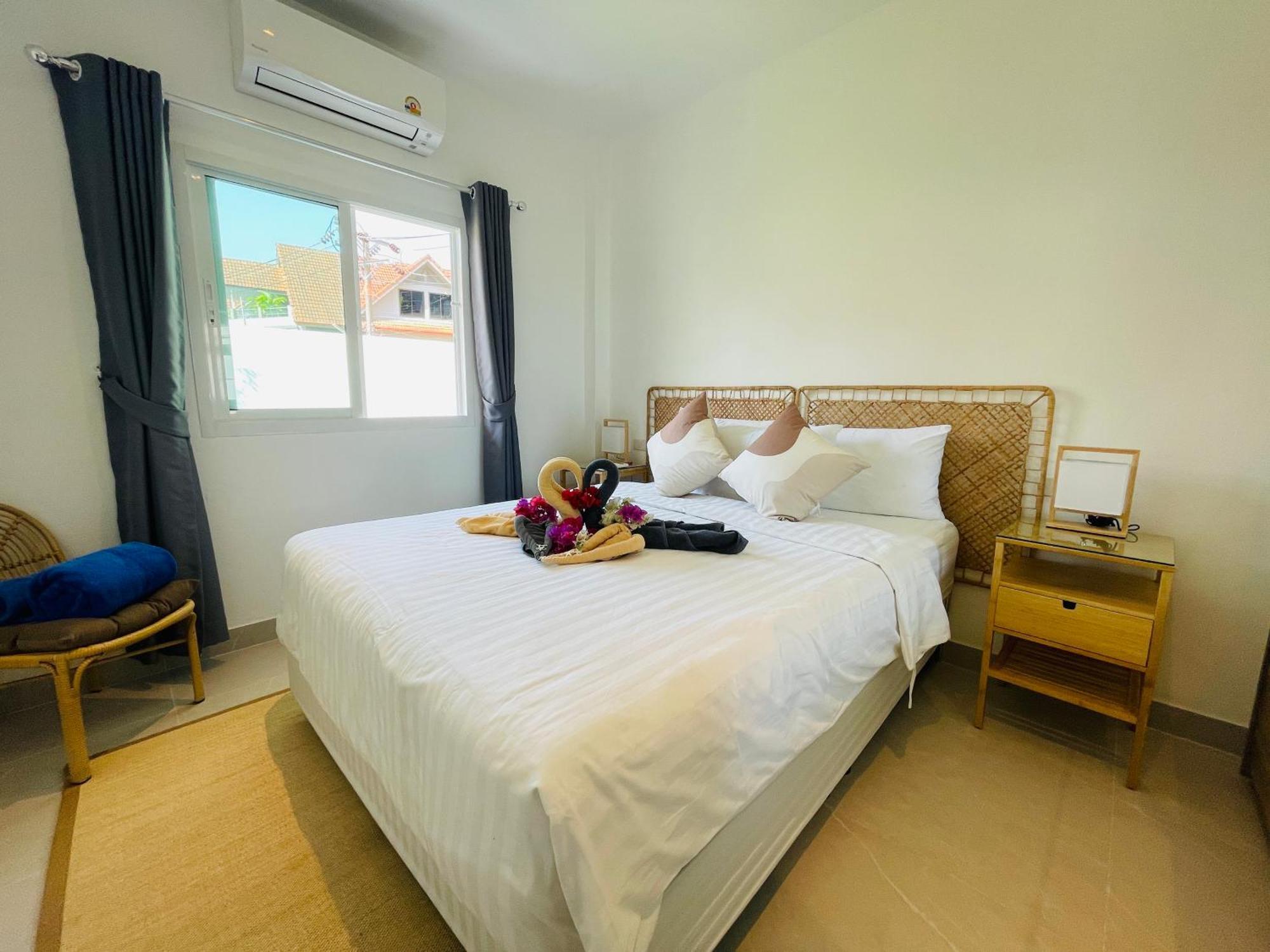 Baan Saint-Tropez Seaview Villas Kata Beach Ngoại thất bức ảnh