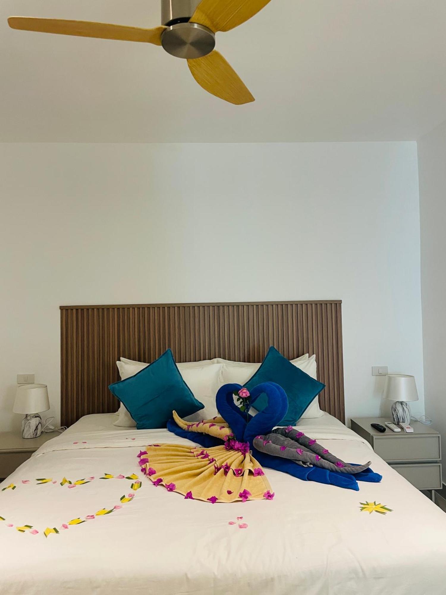 Baan Saint-Tropez Seaview Villas Kata Beach Ngoại thất bức ảnh