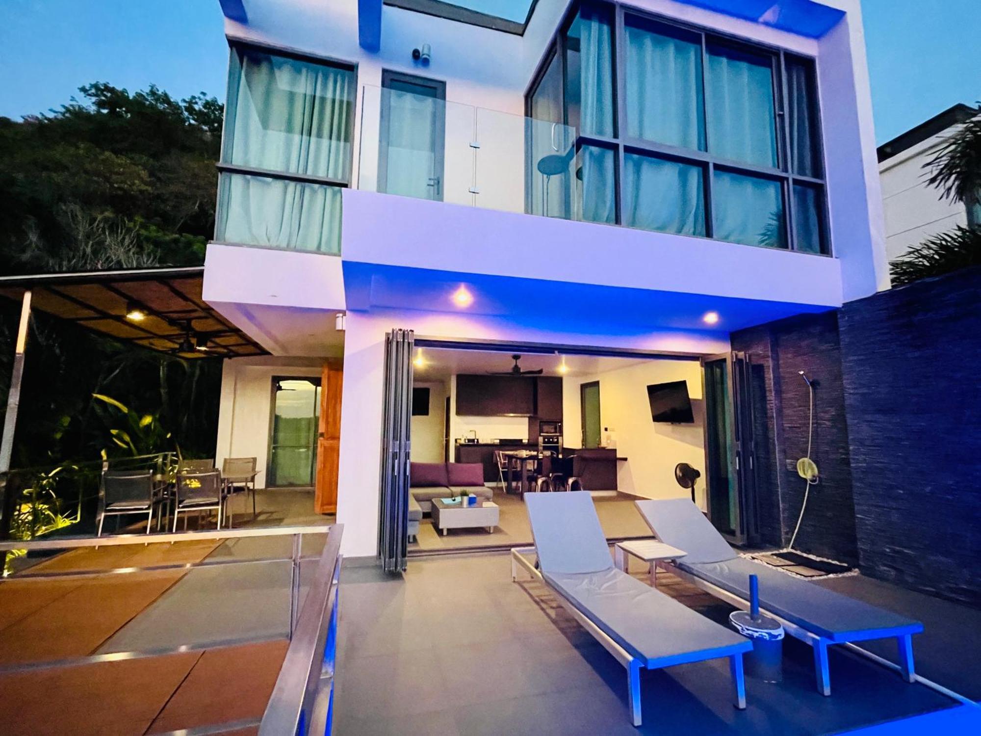 Baan Saint-Tropez Seaview Villas Kata Beach Ngoại thất bức ảnh